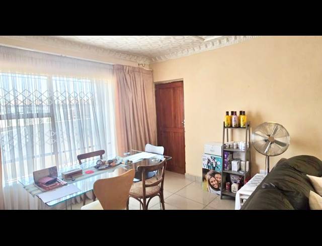 3 BEDROOM HOUSE FOR SALE IN SESHEGO